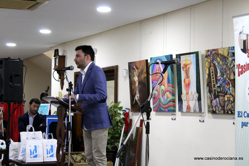 Entrega de premios a mejores expedientes y presentacion de Microrrelatos