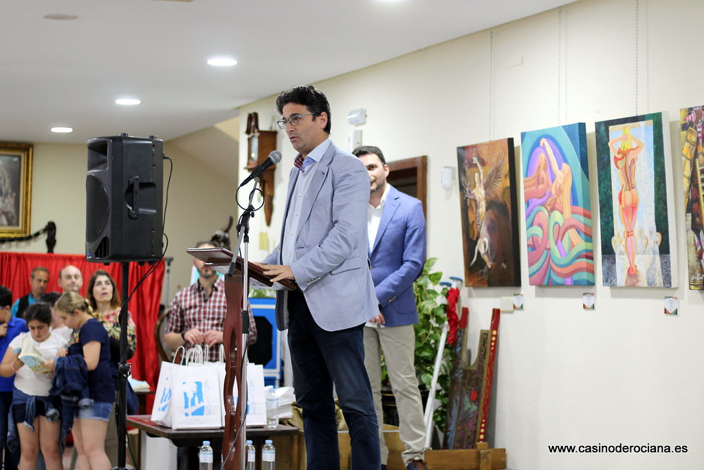Entrega de premios a mejores expedientes y presentacion de Microrrelatos