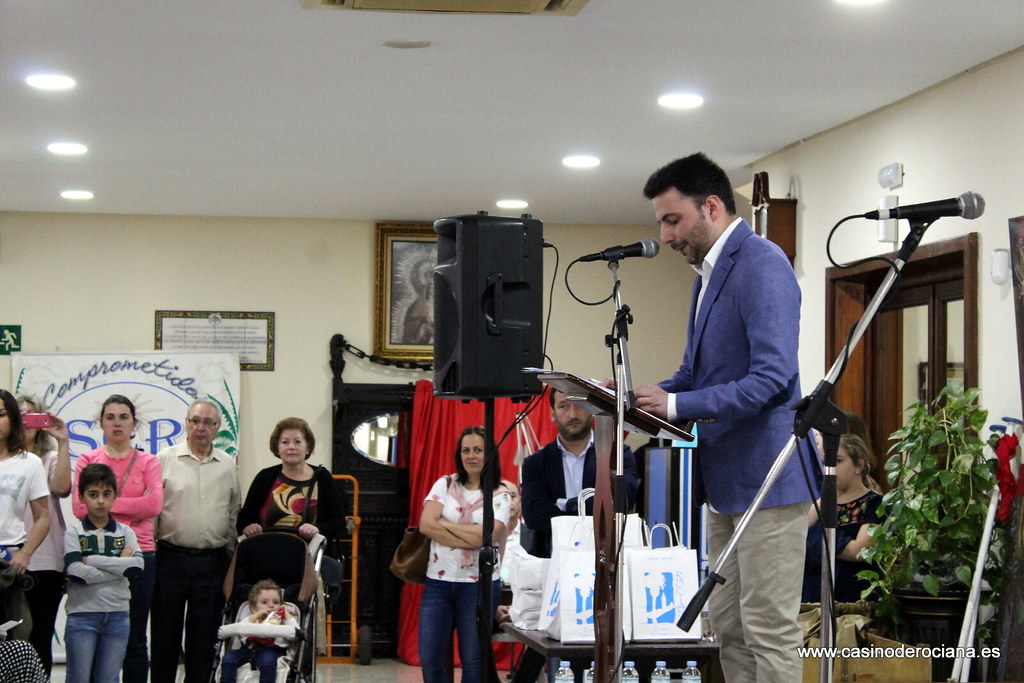 Entrega de premios a mejores expedientes y presentacion de Microrrelatos