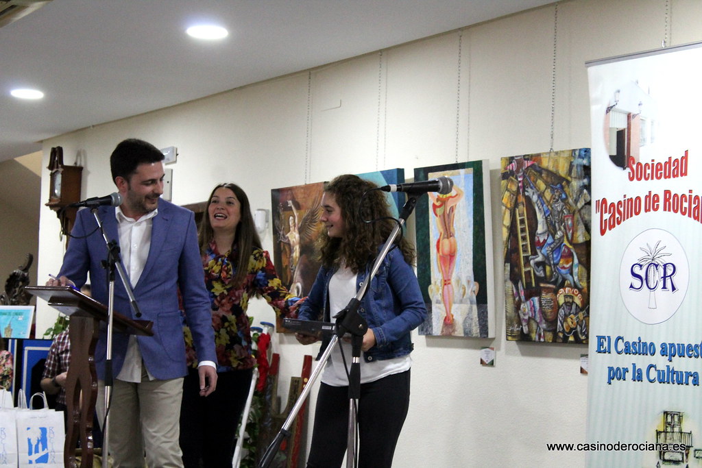 Entrega de premios a mejores expedientes y presentacion de Microrrelatos
