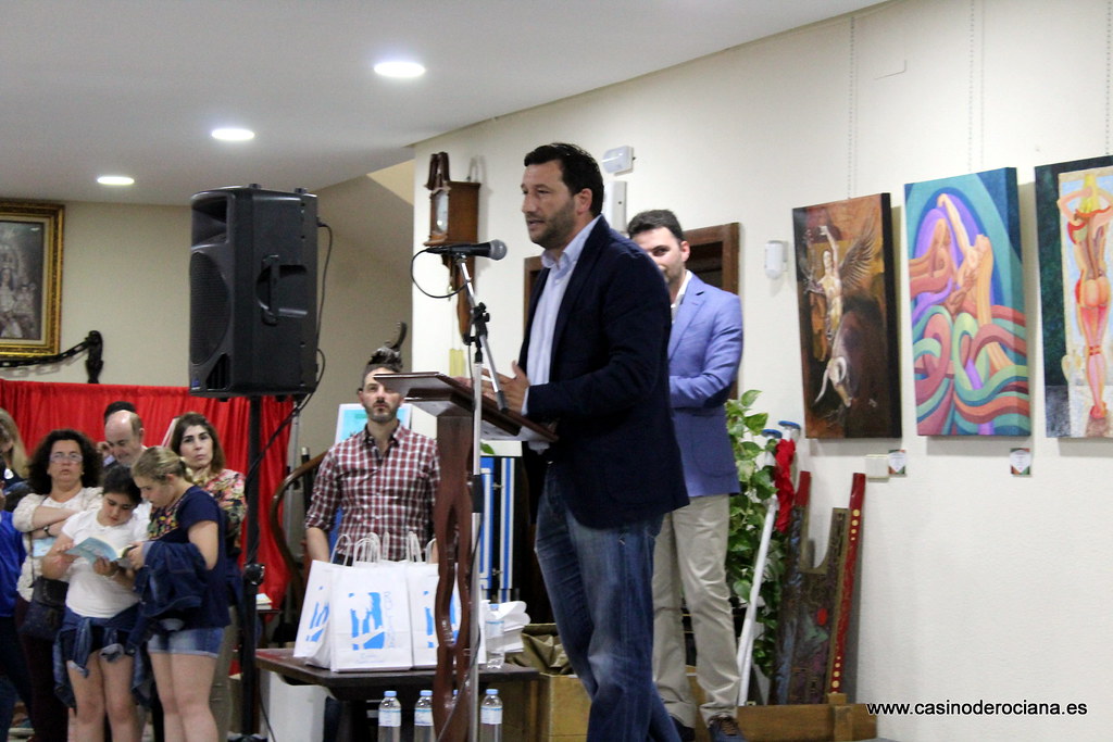 Entrega de premios a mejores expedientes y presentacion de Microrrelatos