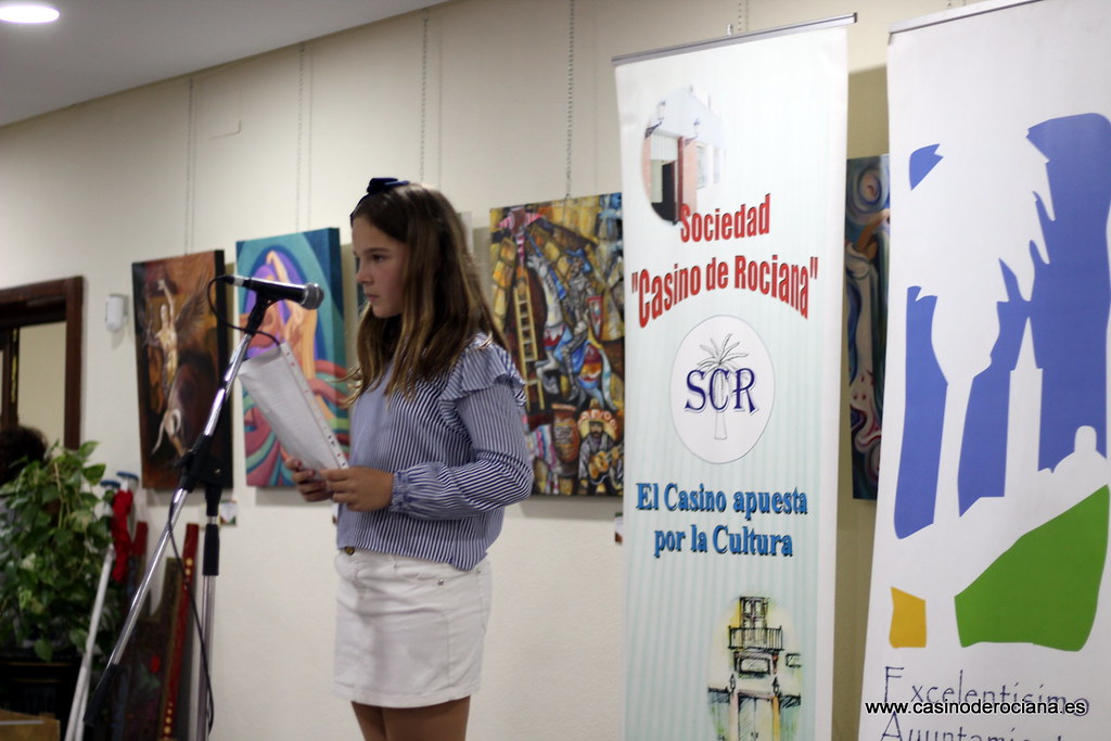 Entrega de premios a mejores expedientes y presentacion de Microrrelatos