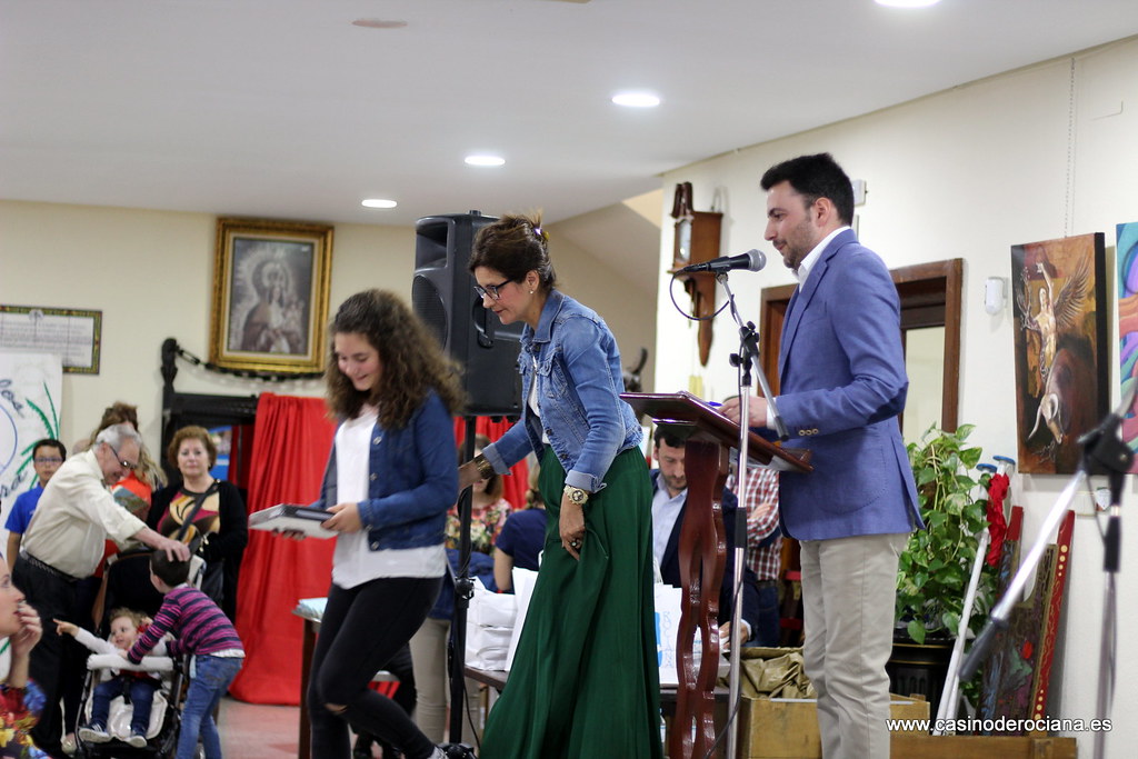 Entrega de premios a mejores expedientes y presentacion de Microrrelatos