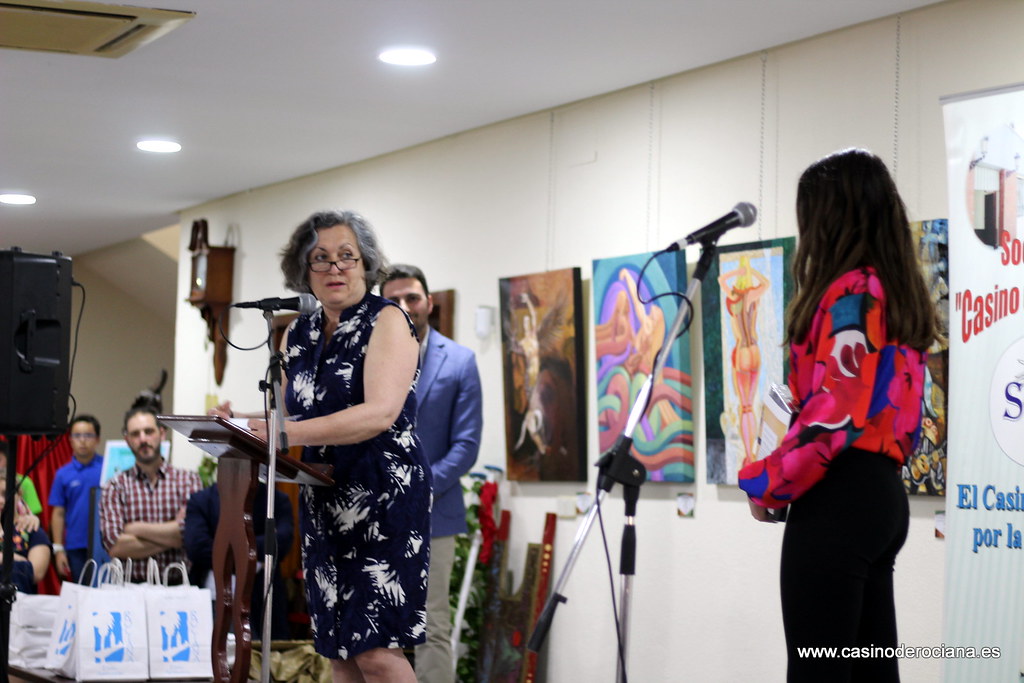 Entrega de premios a mejores expedientes y presentacion de Microrrelatos